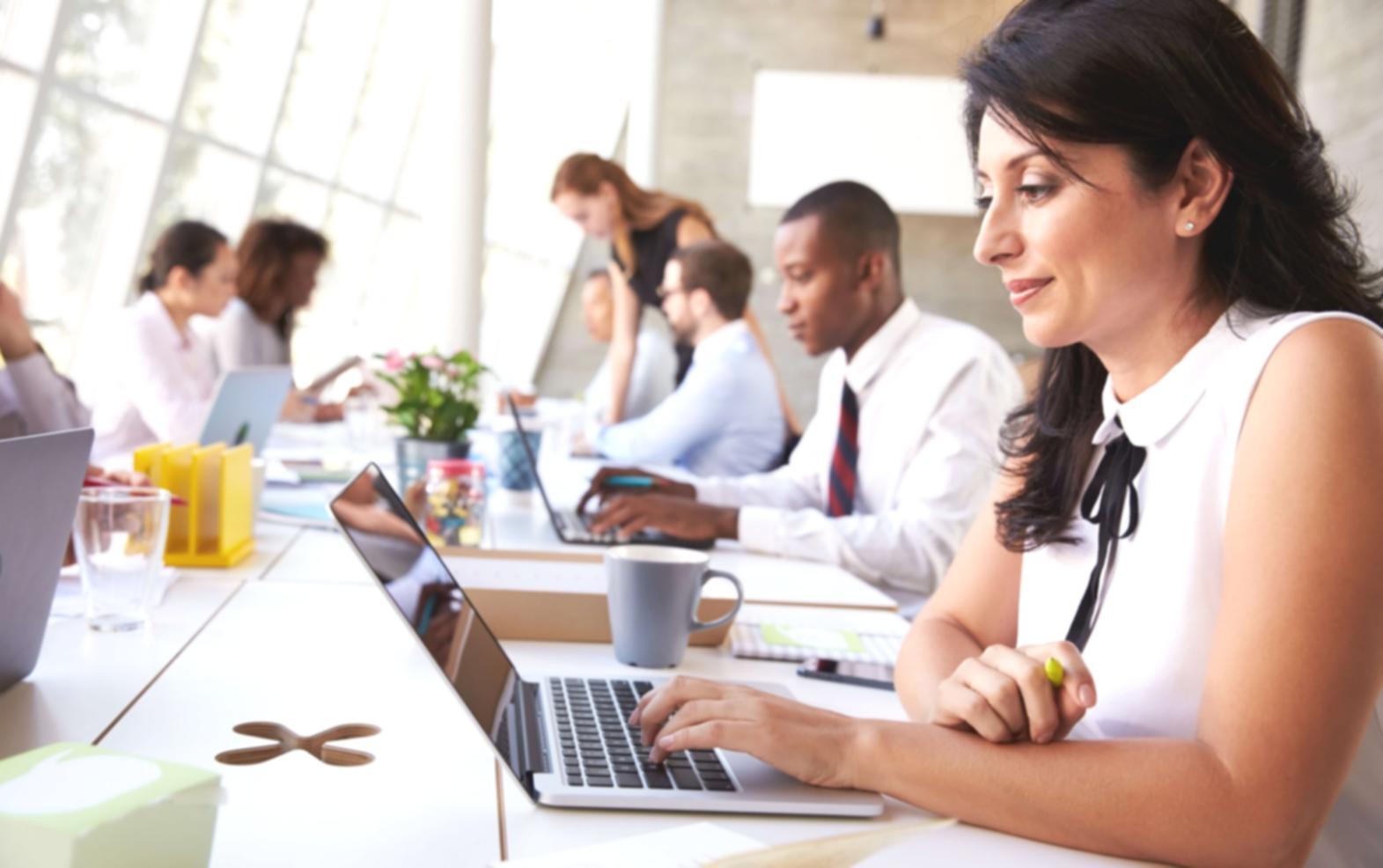 Analytische Auswertung von Traffic-Mustern mit strukturierter Datenvisualisierung